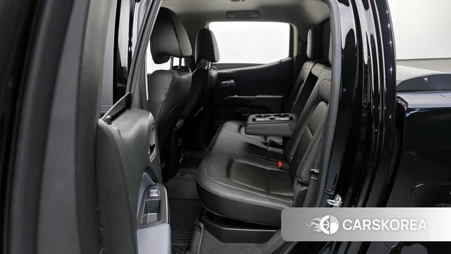 Chevrolet (GM Daewoo) Real New Colorado 2021 Черный из Кореи, фото 3