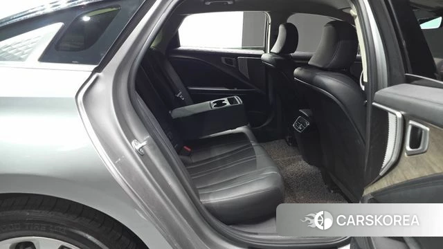 Kia K8 2023 Серебряный из Кореи, фото 3