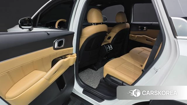 Kia Sorento 4th Generation 2023 Белый из Кореи, фото 3