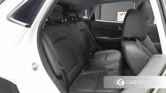 Hyundai Kona 2018 Белый из Кореи, фото 3