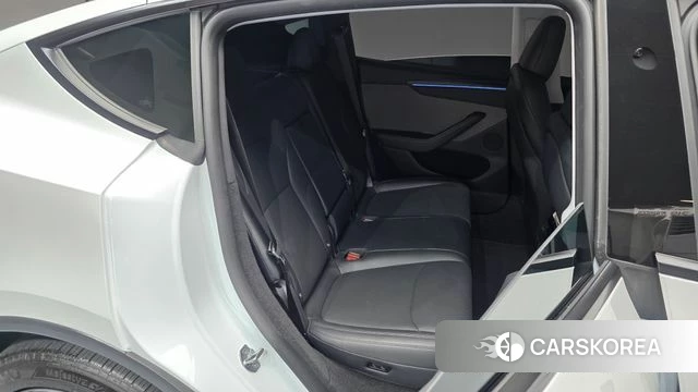 Tesla Model Y 2025 Белый из Кореи, фото 3