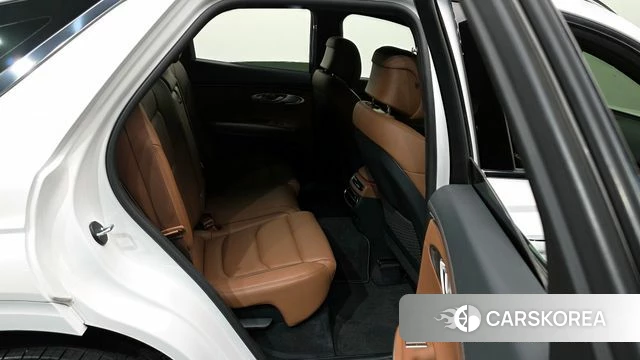 Genesis GV70 2022 Белый из Кореи, фото 3