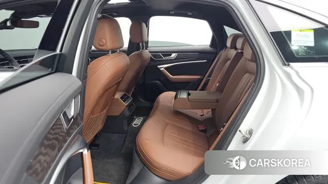 Audi A6 (C8) 2023 Белый из Кореи, фото 3