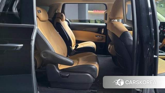 Kia Carnival 4th generation 2022 Черный из Кореи, фото 3