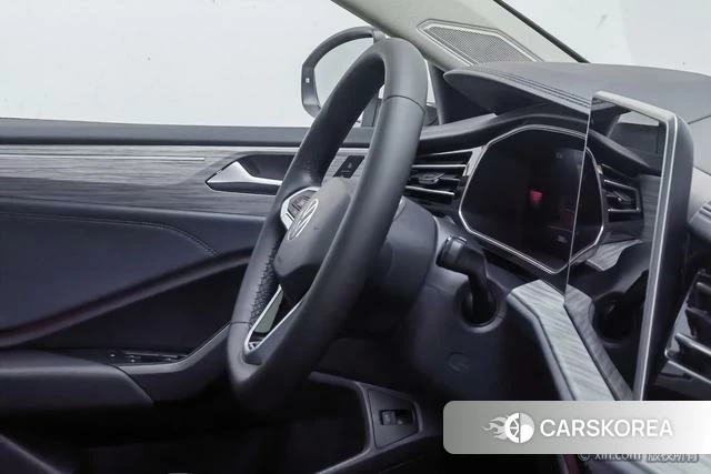 Volkswagen Sagitar 2024 Белый из Китая, фото 3