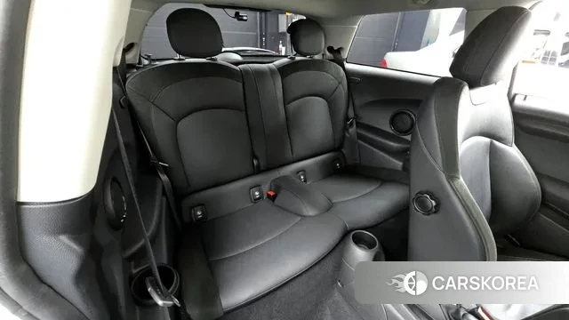 Mini Cooper 2019 Жемчужный цвет из Кореи, фото 3