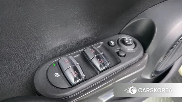 Mini Cooper 2020 Жемчужный цвет из Кореи, фото 3