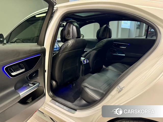Mercedes-Benz Class C 2025 Белый из Китая, фото 3