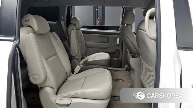 Kia The New Carnival 2019 Белый из Кореи, фото 3