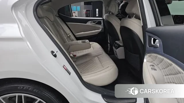 Genesis G70 2019 Белый из Кореи, фото 3