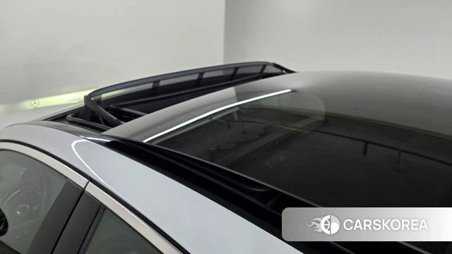 Mercedes-Benz E-Class W214 2025 Белый из Кореи, фото 3