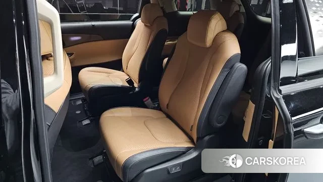 Kia Carnival 4th generation 2022 Черный из Кореи, фото 3