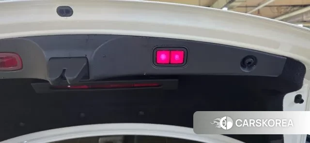 Mercedes-Benz E-Class W213 2022 Белый из Кореи, фото 3