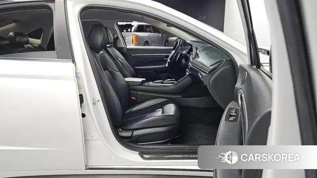 Hyundai Sonata (DN8) 2022 Белый из Кореи, фото 3