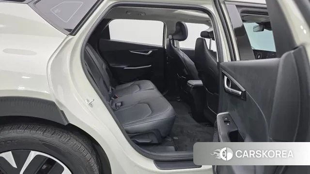 Kia EV6 2022 Жемчужный цвет из Кореи, фото 3