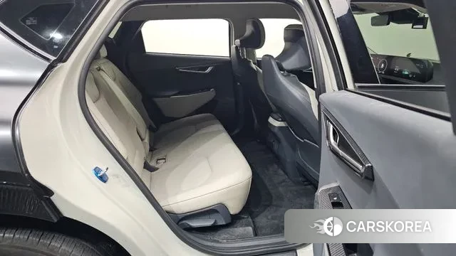 Kia EV6 2021 Черный из Кореи, фото 3