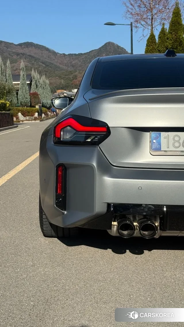 BMW M2 (G87) 2024 Серебристо-серый из Кореи, фото 3