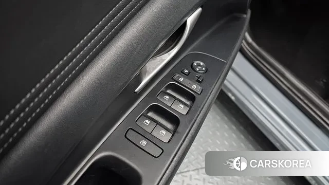 Hyundai Avante (CN7) 2020 Светло-серебряный цвет из Кореи, фото 3