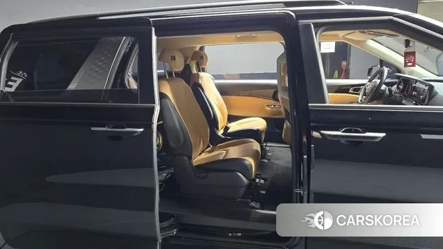 Kia Carnival 4th generation 2021 Черный из Кореи, фото 3