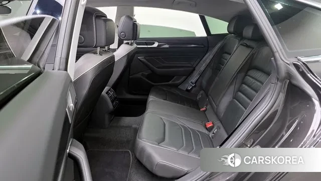 Volkswagen Arteon 2023 Серый из Кореи, фото 3