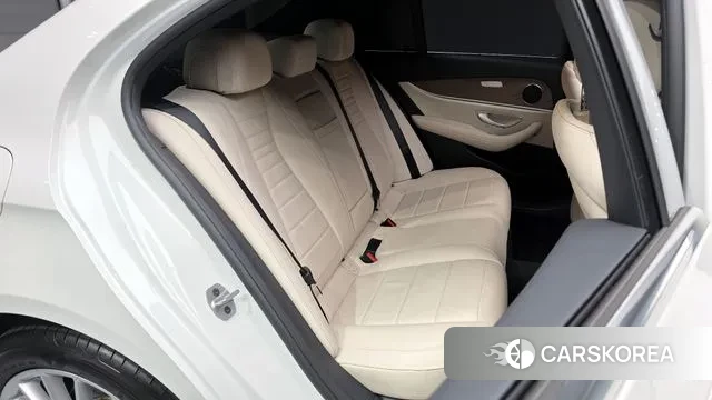 Mercedes-Benz E-Class W213 2022 Белый из Кореи, фото 3