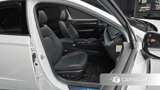 Hyundai Sonata D Edge Hybrid (DN8) 2023 Белый из Кореи, фото 3