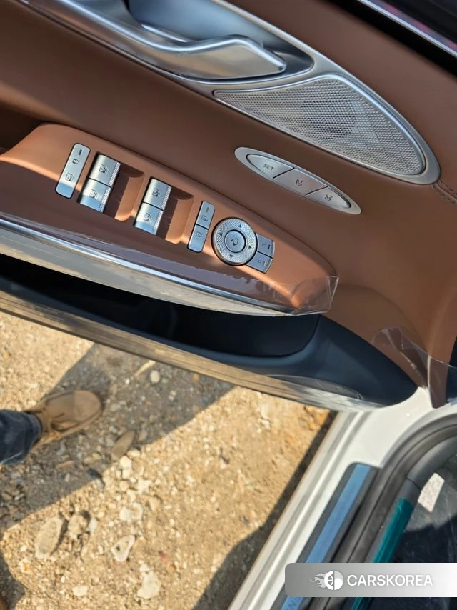 Genesis GV70 2025 Белый из Кореи, фото 3