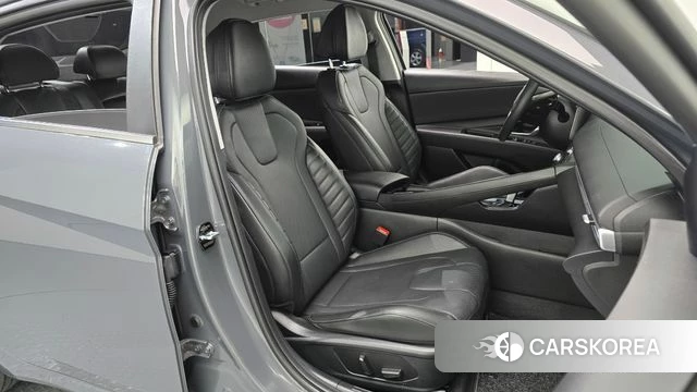 Hyundai The New Avante (CN7) 2024 Серый из Кореи, фото 3