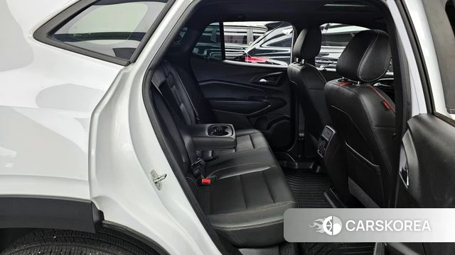 Chevrolet (GM Daewoo) Trax Crossover 2023 Белый из Кореи, фото 3