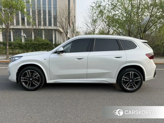 BMW X1 2023 Белый из Китая, фото 3
