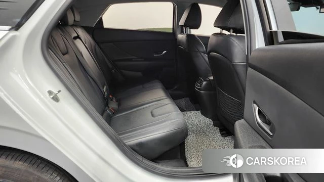 Hyundai Avante Hybrid (CN7) 2021 Белый из Кореи, фото 3