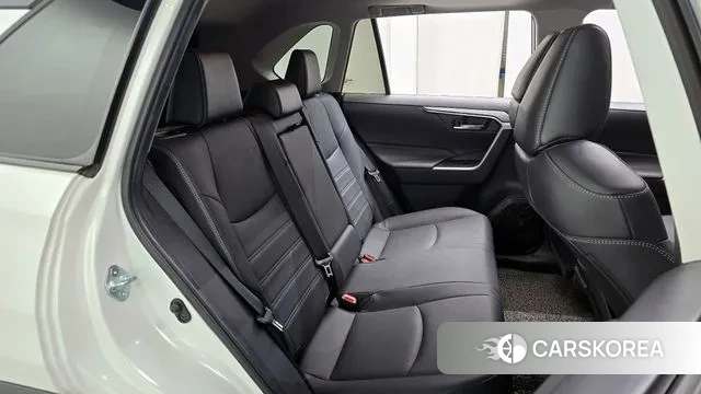 Toyota RAV4 5th Generation 2021 Белый из Кореи, фото 3