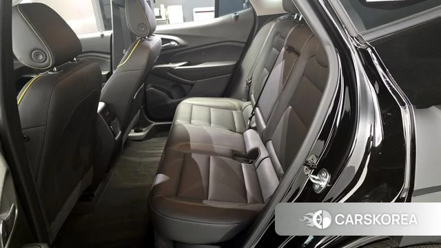 Chevrolet (GM Daewoo) Trax Crossover 2023 Черный из Кореи, фото 3