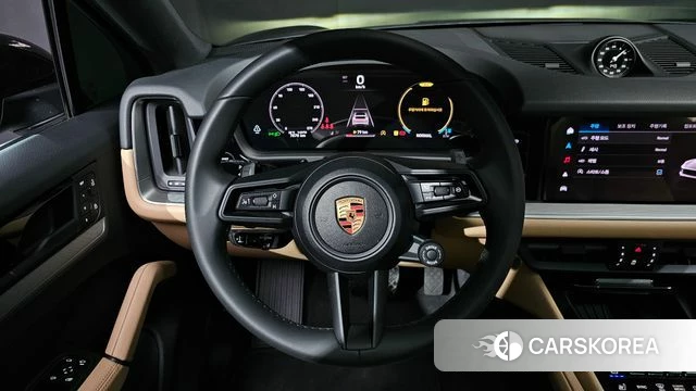 Porsche Cayenne (PO536) 2025 Черный из Кореи, фото 3