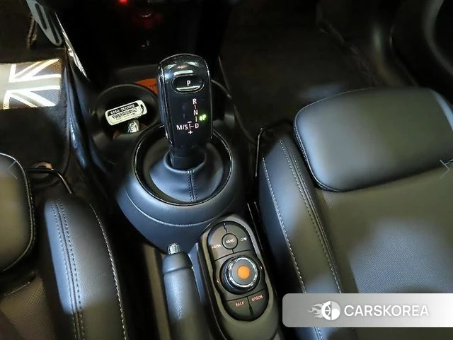 Mini Cooper 2021 Белый из Кореи, фото 3