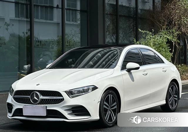 Mercedes-Benz Class A 2019 Белый из Китая, фото 3
