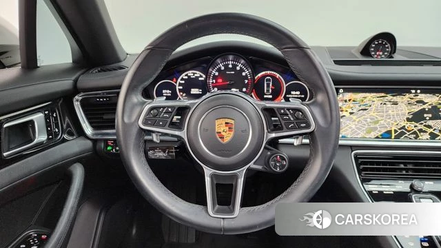 Porsche Panamera (971) 2018 Серебристо-серый из Кореи, фото 3