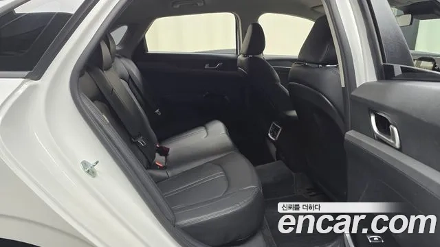 Kia K5 3rd generation 2021 Белый из Кореи, фото 3