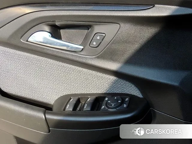 Chevrolet (GM Daewoo) Trailblazer 2021 Черный из Кореи, фото 3