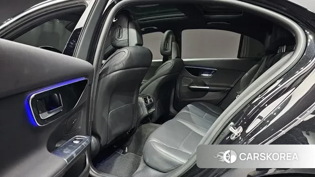 Mercedes-Benz C-Class W206 2024 Черный из Кореи, фото 3