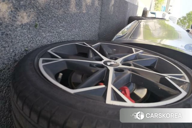 Hyundai Festa 2023 Темно-серый из Китая, фото 3