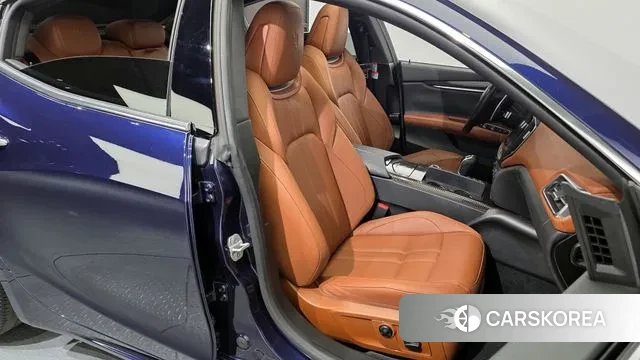 Maserati Ghibli 2018 Синий из Кореи, фото 3