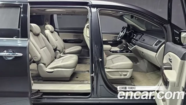 Kia The New Carnival 2019 Черный из Кореи, фото 3