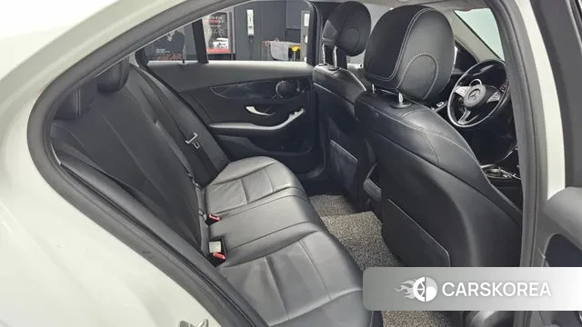 Mercedes-Benz C-Class W205 2018 Белый из Кореи, фото 3