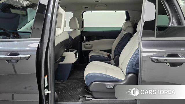 Kia The New Carnival 4th Generation 2024 Серый из Кореи, фото 3
