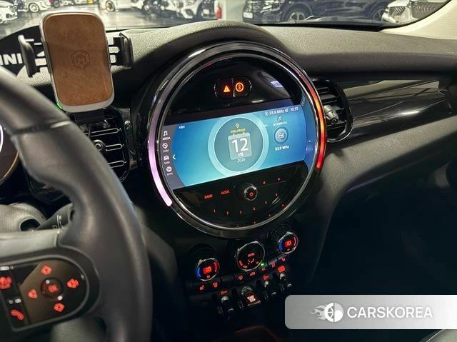 Mini Cooper 2021 Серебристо-серый из Кореи, фото 3