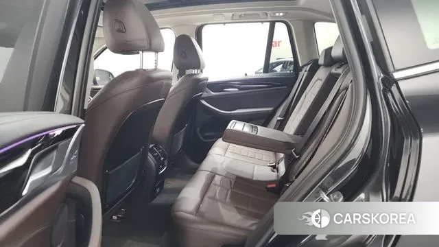 BMW X3 (G01) 2022 Черный из Кореи, фото 3