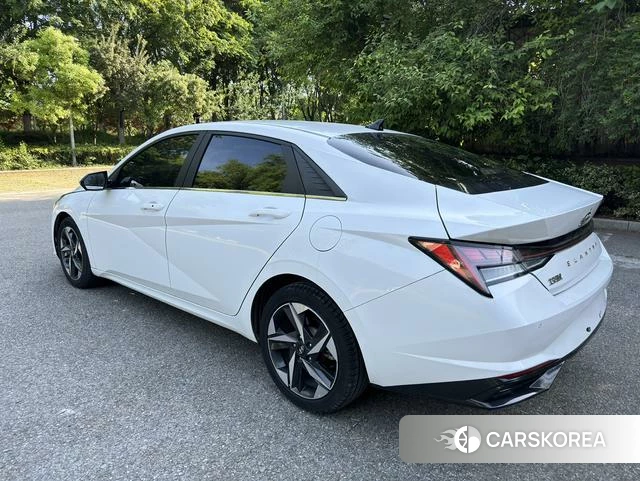 Hyundai Elantra 2021 Белый из Китая, фото 3