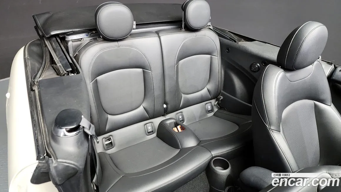 Mini Cooper Convertible 2019 Жемчужный цвет из Кореи, фото 3