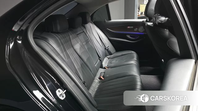 Mercedes-Benz E-Class W213 2018 Черный из Кореи, фото 3